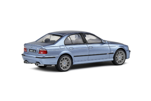 BMW M5 E39 - Silver Water blue - 2000