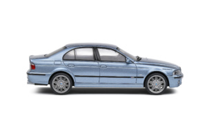 BMW M5 E39 - Silver Water blue - 2000