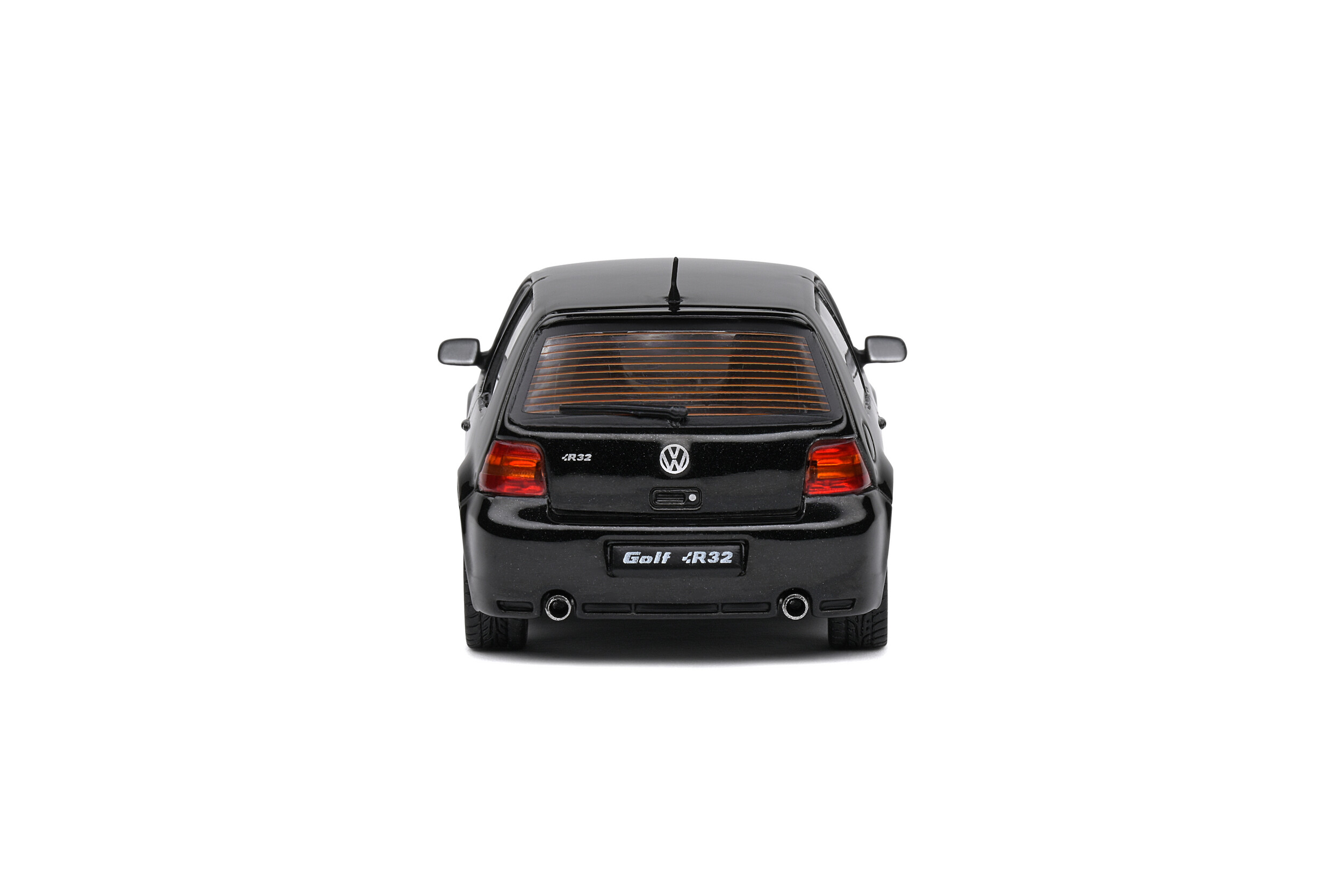 Volkswagen VW Golf IV R32 - Black Magic - 2003 - Solido
