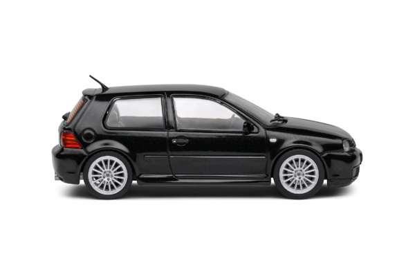 Volkswagen VW Golf IV R32 - Black Magic - 2003