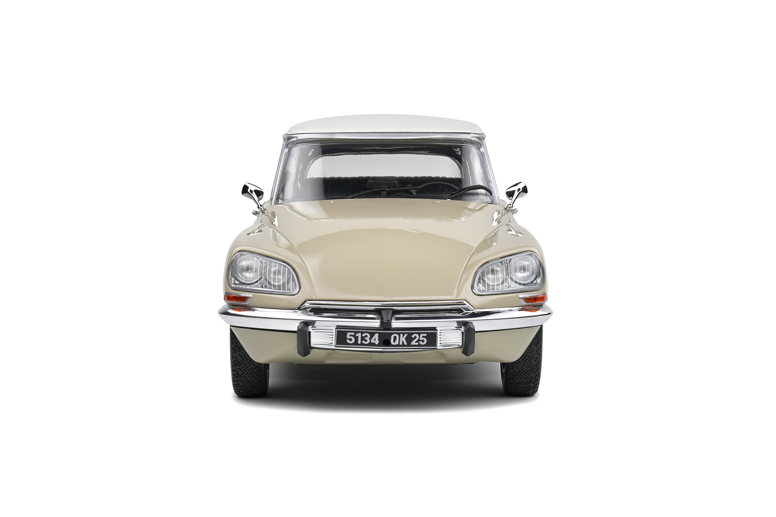 Citroën D Special - Beige Albatros - 1972 - Solido