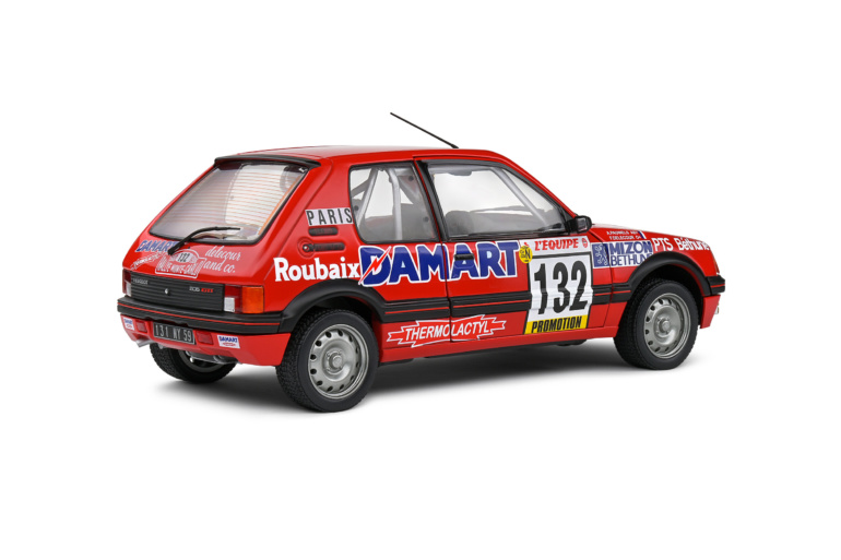 Solido 1:18 - Voiture Miniature - Peugeot 205 GTI 1.6 #132 - Rallye Monte Carlo 1986 De François