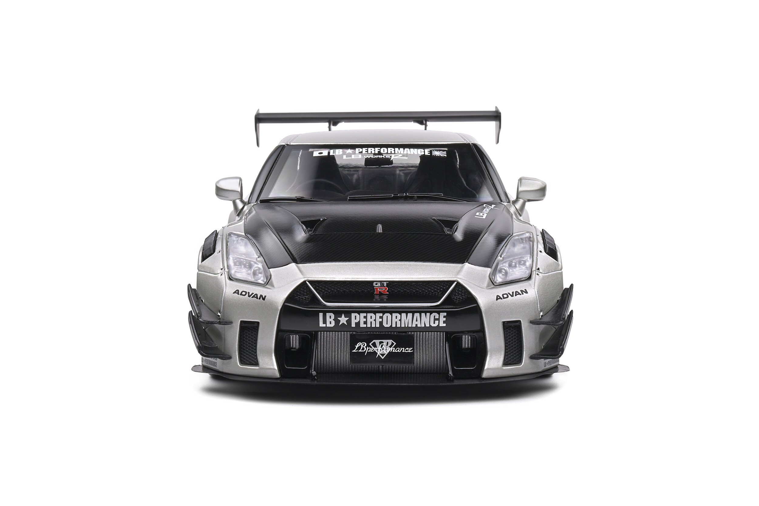 Nissan GT-R (R35) W/ Liberty Walk Body Kit 2.0 - Pearl Grey - 2020
