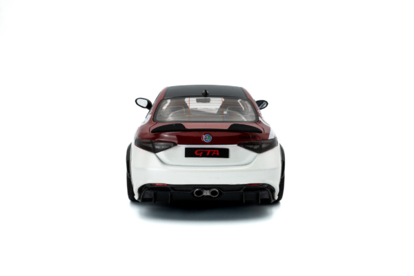 Alfa Romeo Giulia GTA-M Bianco i Rosso - 2023