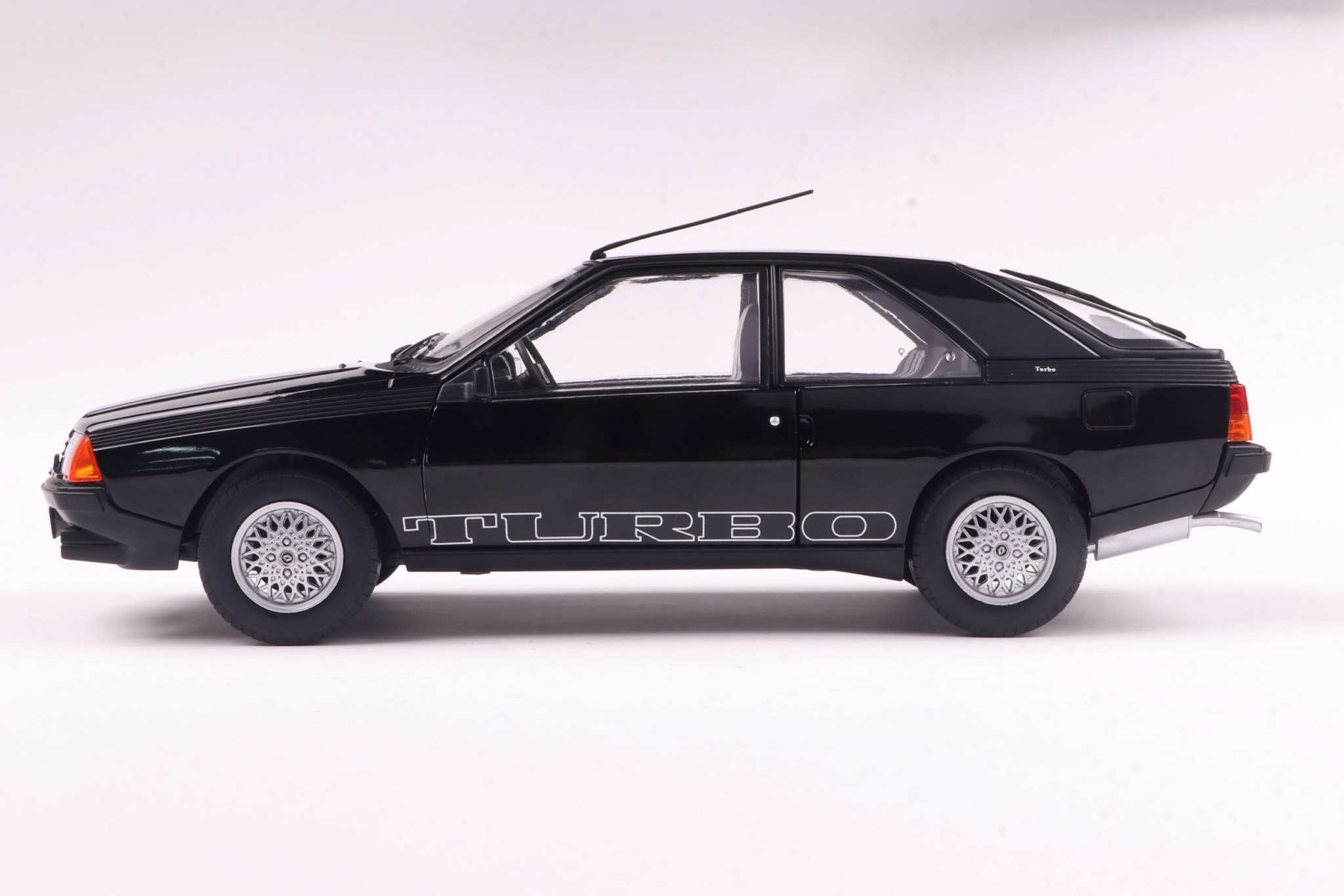 Solido Renault Fuego n°1308 - 1/43 - Made in France - Collection