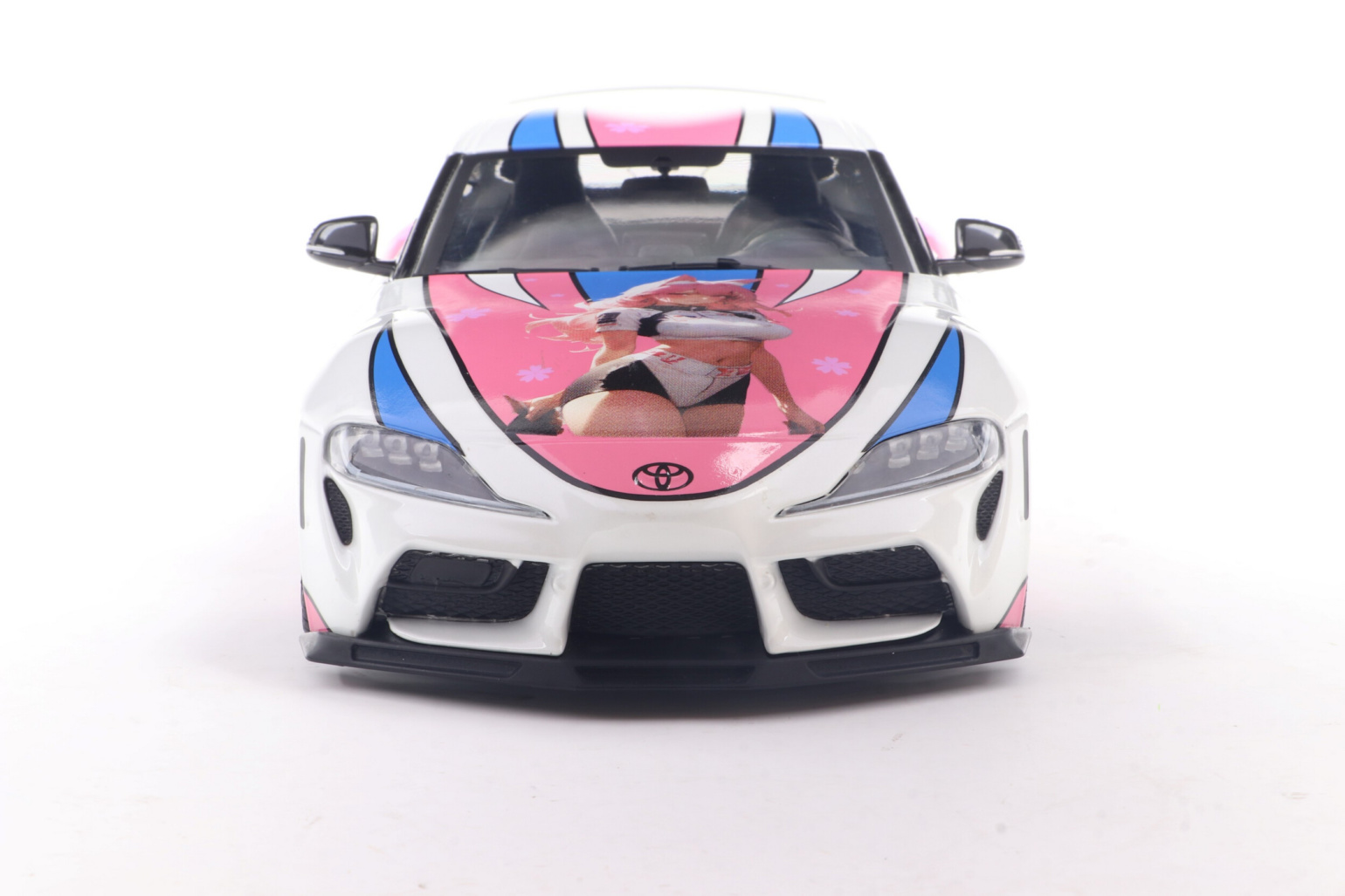 Toyota Gr Supra Itasha White 2024 1/18 Solido S1809008 - Collection