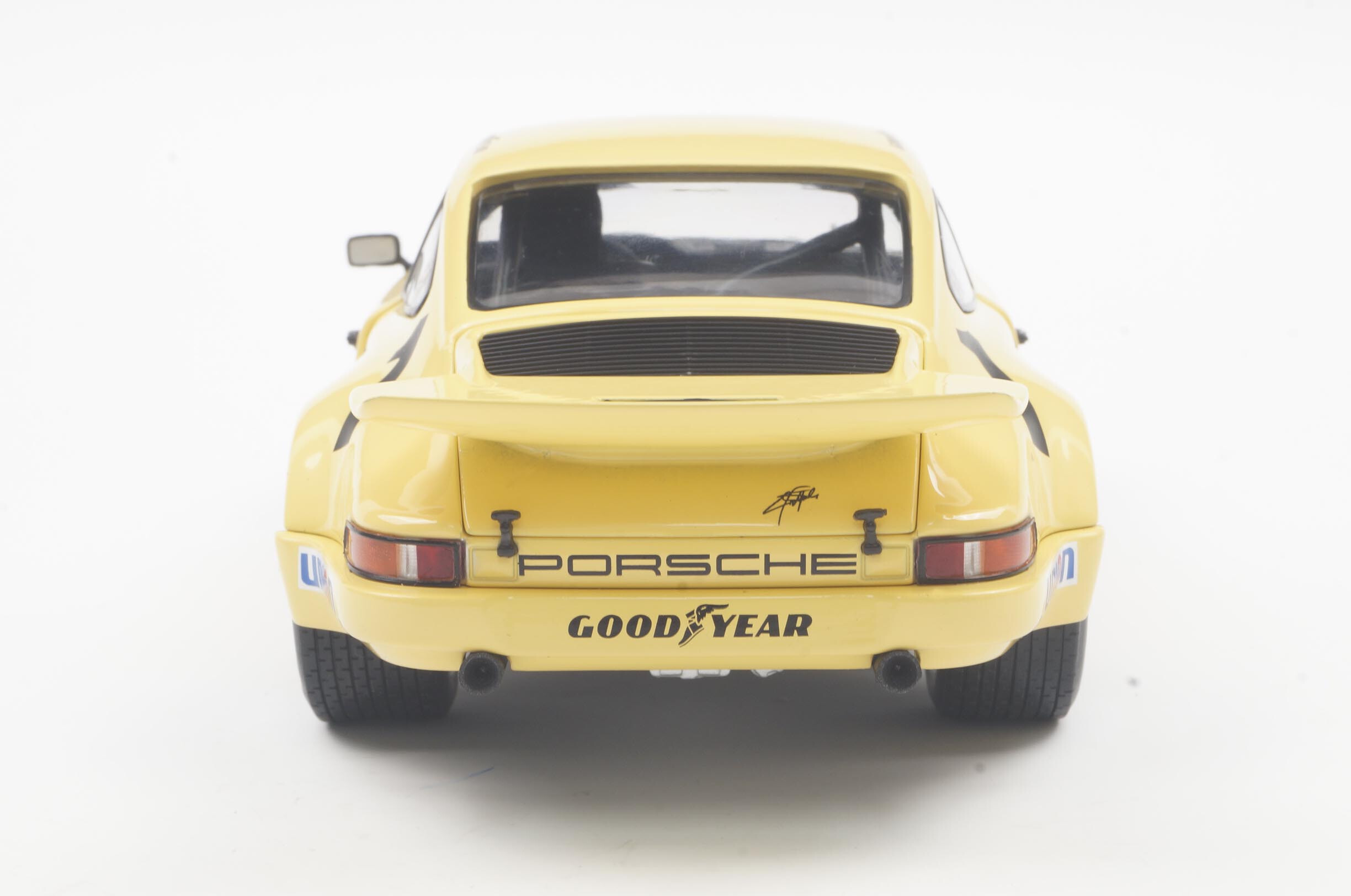 Porsche 911 IROC - 1974 - #1 Fittipaldi - Solido