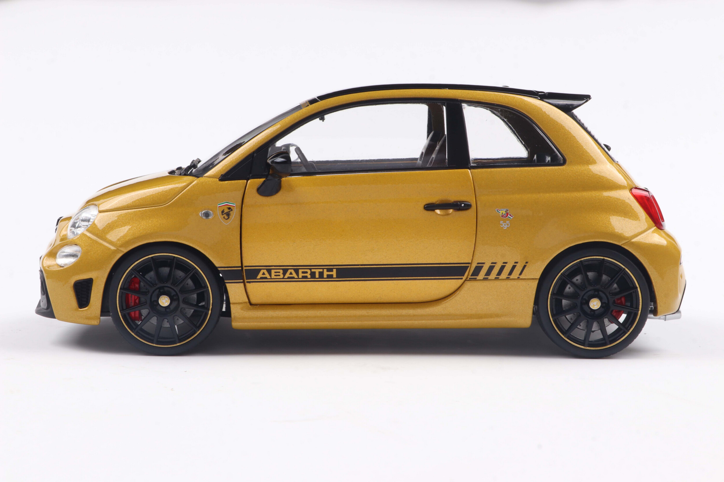 Fiat F595 Abarth SOLIDO WORKS - 2024 - Solido