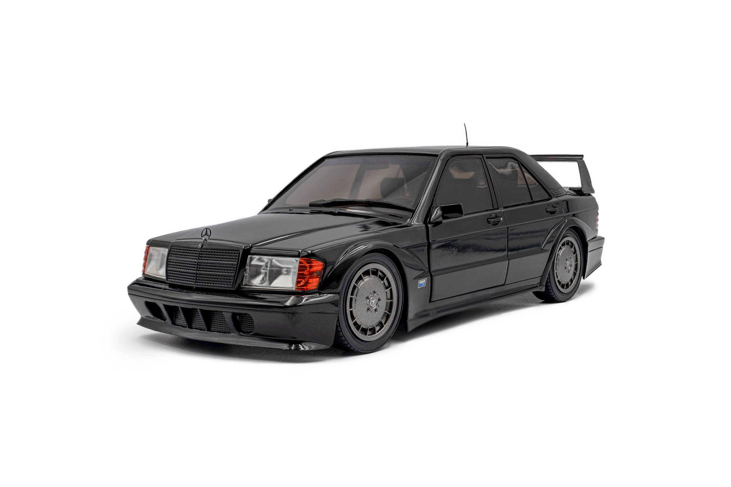 1/18 メルセデスベンツ 190 W201 Evo2 ソリドワークス 1990 Mercedes-Benz 190 (W201) Evo II - SOLIDO WORKS BLACK - 1990 - Solido