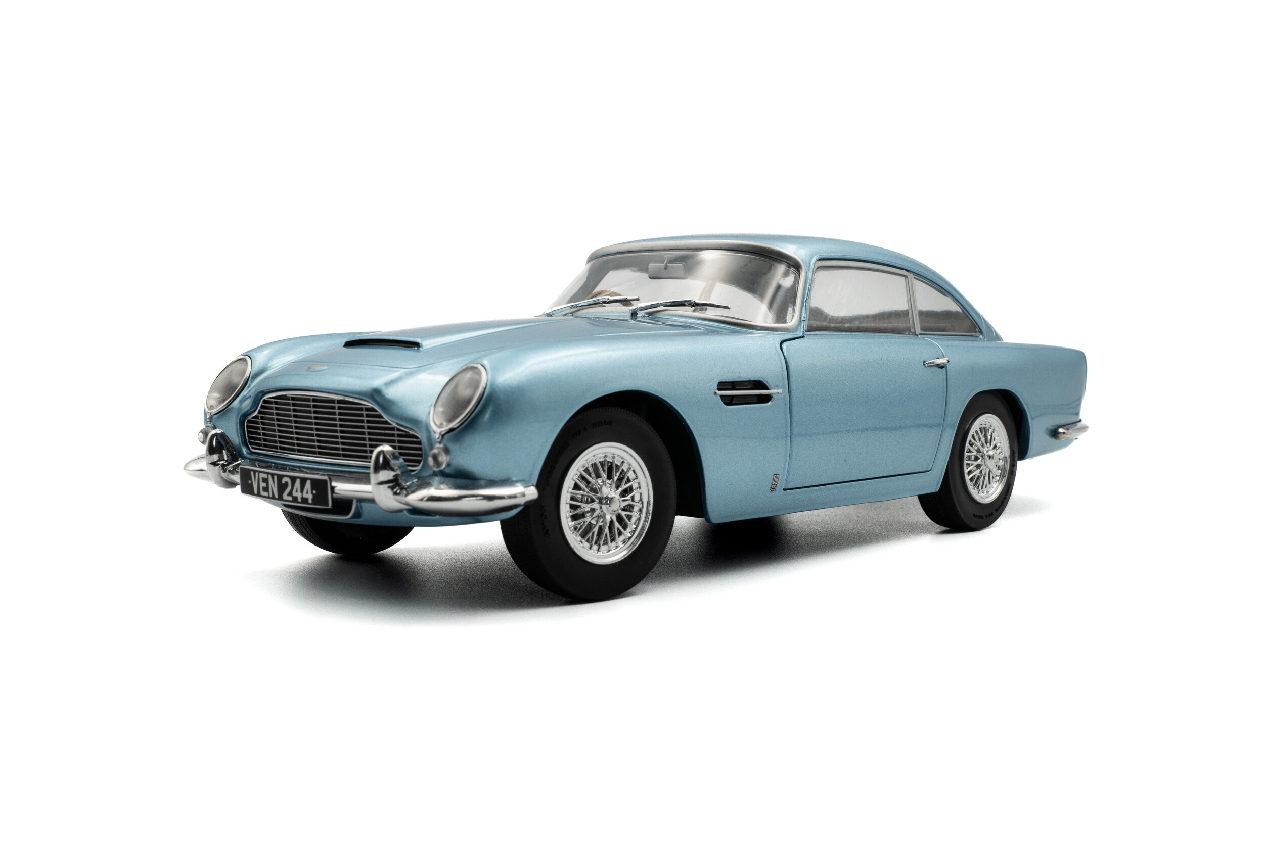 1/18 アストンマーティン DB5 1964 ブルー ソリド製ダイキャスト Aston Martin DB5 - Light Metallic Blue - 1964 - Solido