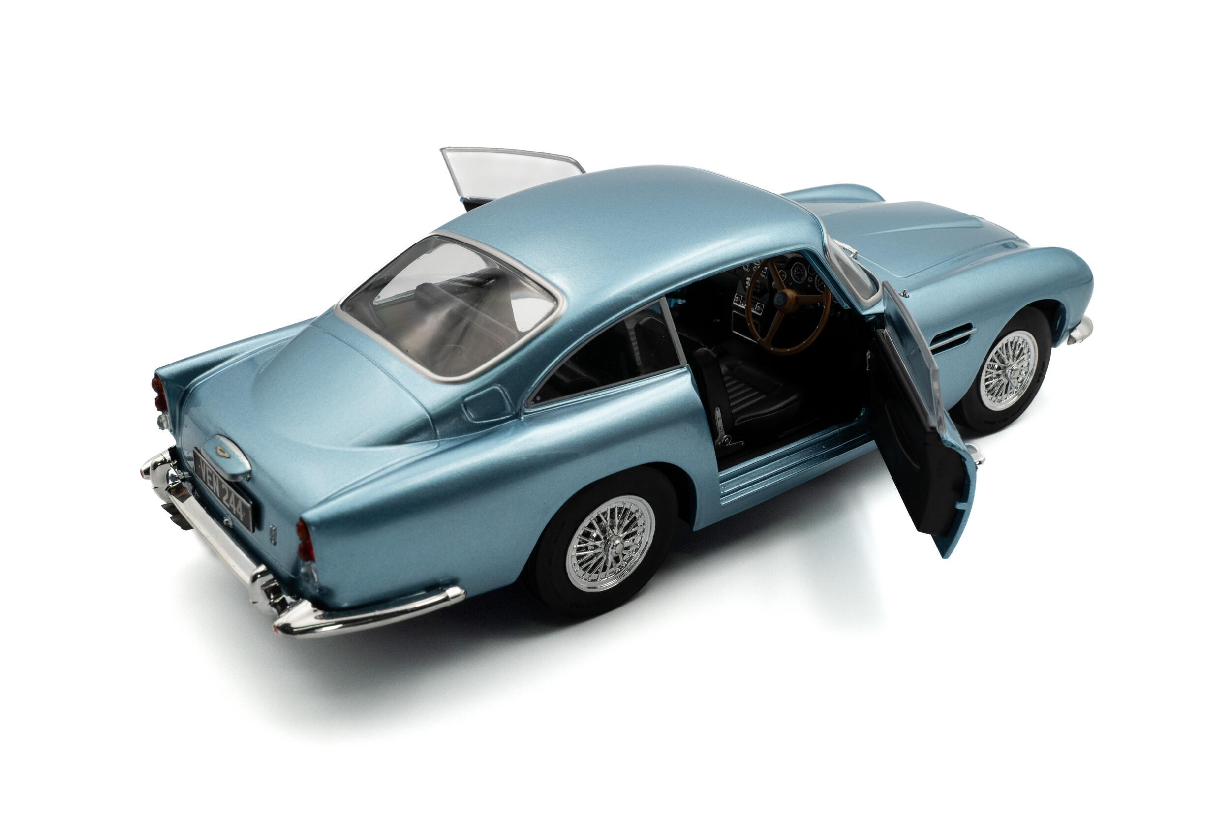 Aston Martin DB5 - Light Metallic Blue - 1964 - Solido