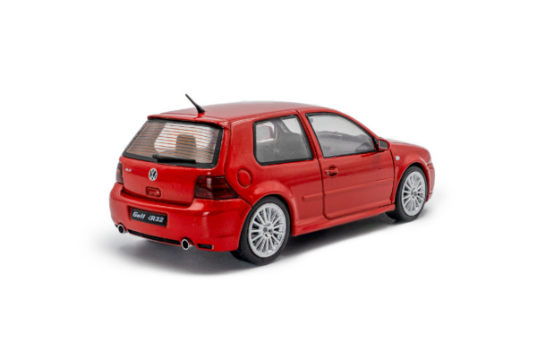 Volkswagen Golf IV R32 - Toronto Red - 2003 - Solido