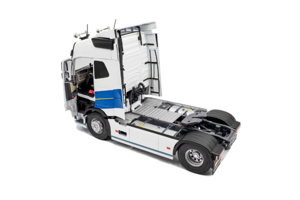 Volvo Trucks FH16 GLOBETROTTER XL GÖTEBORG EDITION - 2019