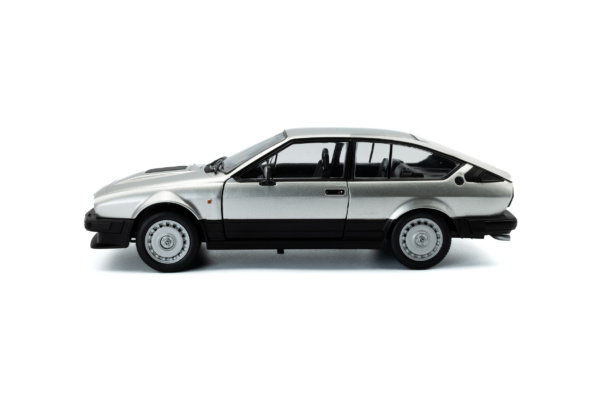 Alfa Romeo GTV6 - 1984