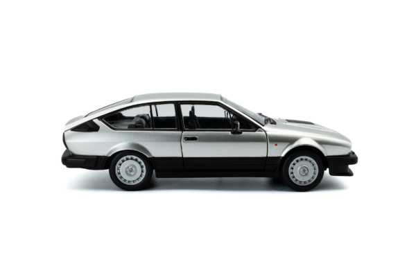 Alfa Romeo GTV6 - 1984