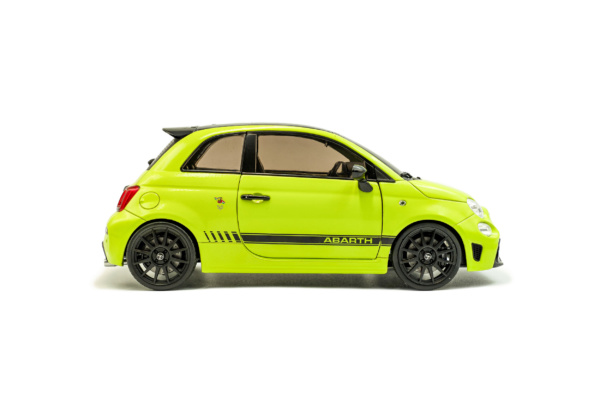 Fiat F595 Abarth - VERDE ADRENALINA - 2023 - Solido