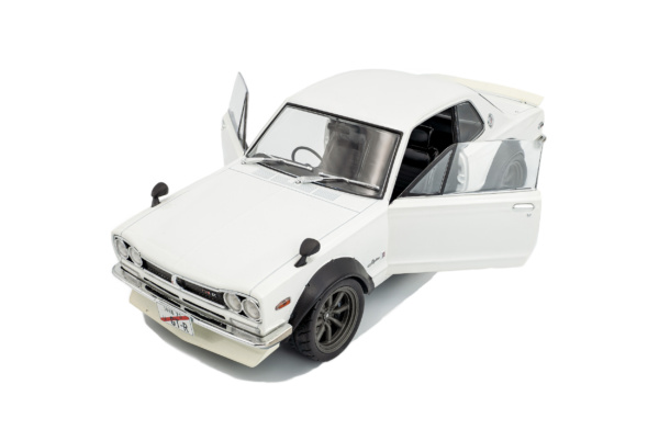s1813001-nissan-skyline-c10-