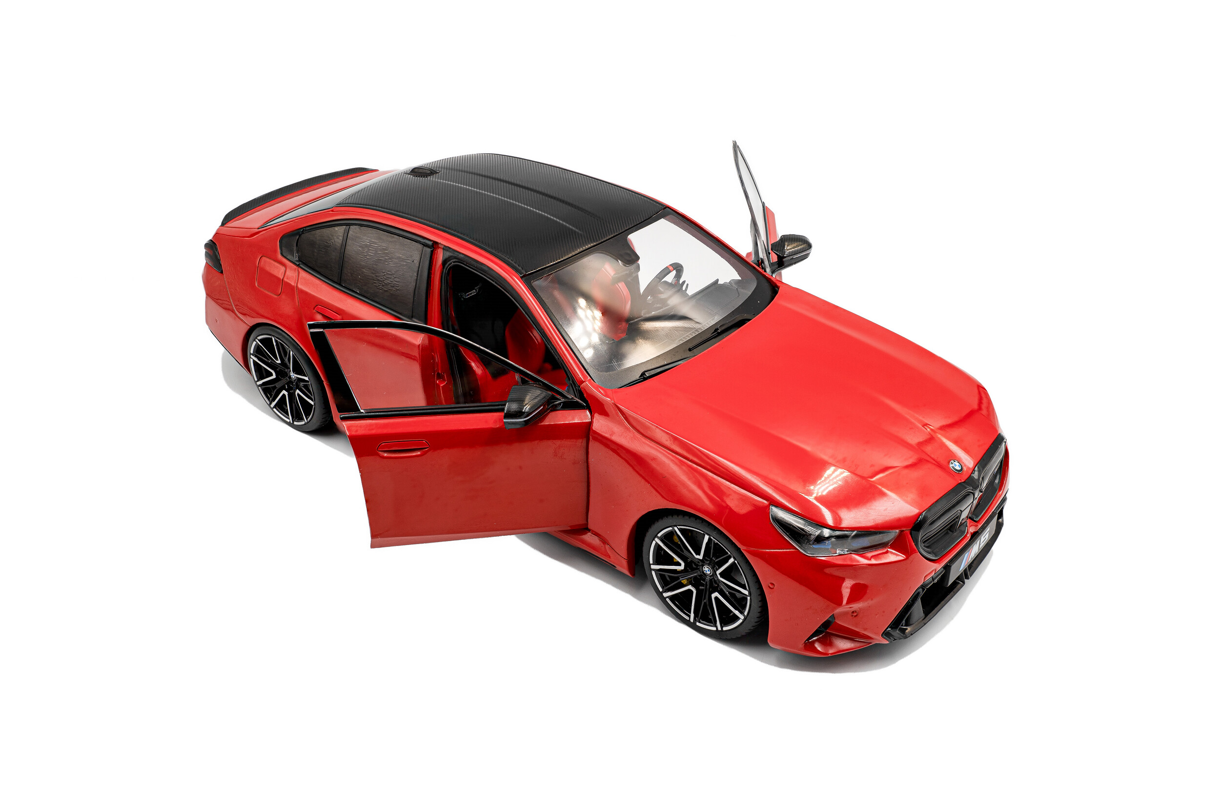 BMW M5 - FIRE RED - 2025 - Solido