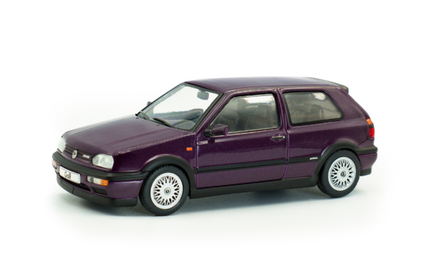 Volkswagen Golf MKIII VR6 - Dusty Mauve Pearl - 1994