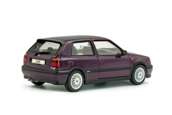 Volkswagen Golf MKIII VR6 - Dusty Mauve Pearl - 1994
