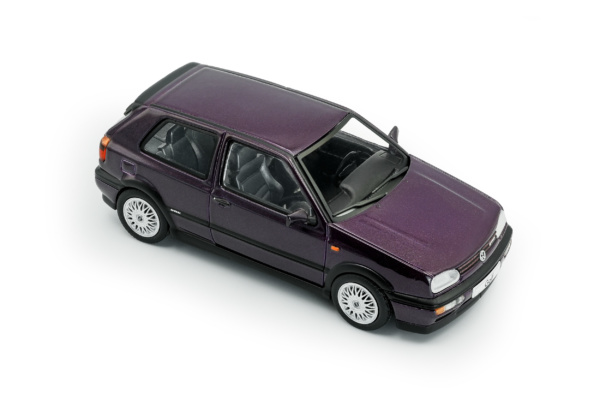 Volkswagen Golf MKIII VR6 - Dusty Mauve Pearl - 1994