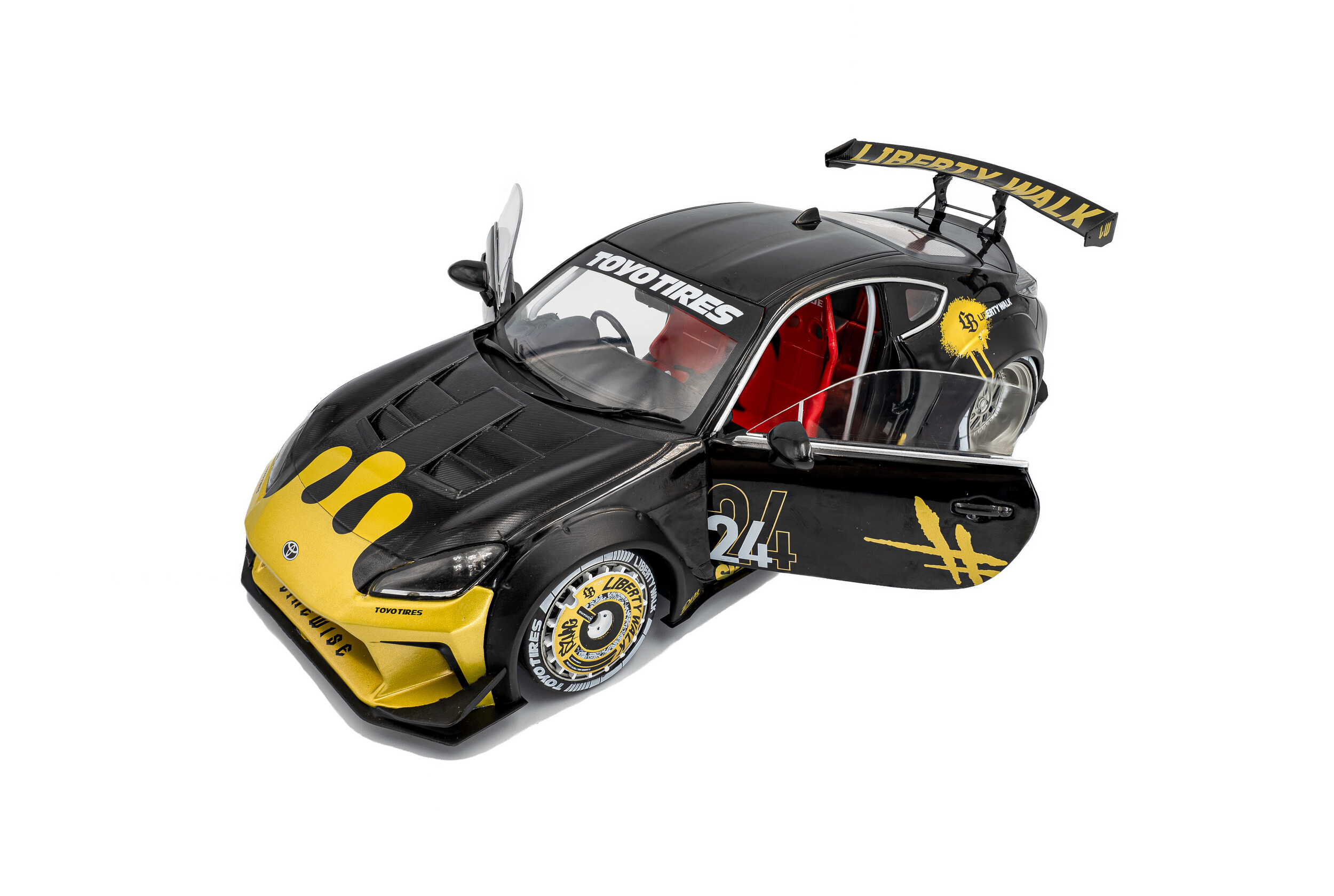 Toyota GR86 Liberty Walk Body Kit - BLACK & GOLD - 2024 - Solido