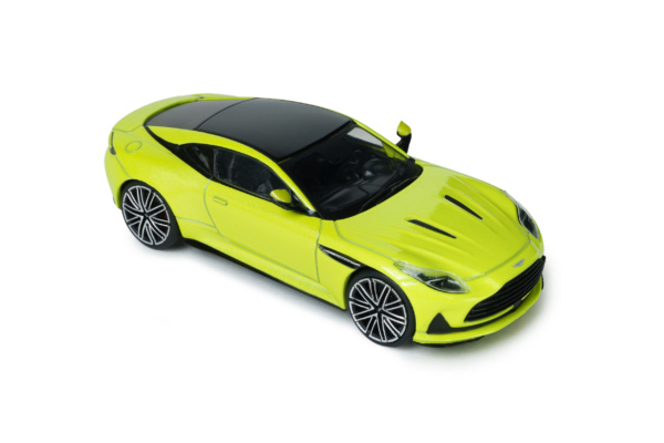 Aston Martin DB12 - LIME ESSENCE - 2023
