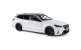 BMW M5 TOURING - Alpine White Solid - 2025