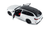 BMW M5 TOURING - Alpine White Solid - 2025