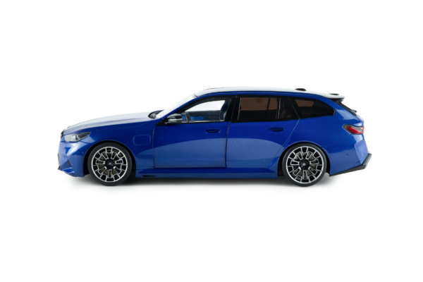 BMW M5 TOURING - M Marina Bay Blue Metallic - 2024