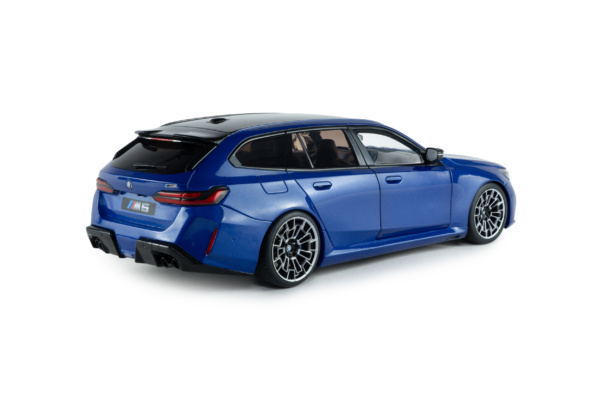 BMW M5 TOURING - M Marina Bay Blue Metallic - 2024