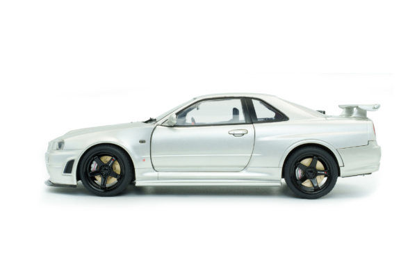 Nissan Skyline GT-R (BNR34) with NISMO Parts - 1999