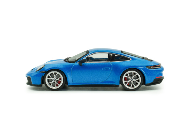 Porsche 911 (992) GT3 Touring - SOUTH SEA BLUE METALLIC - 2023