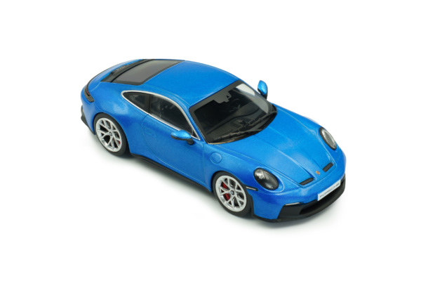 Porsche 911 (992) GT3 Touring - SOUTH SEA BLUE METALLIC - 2023