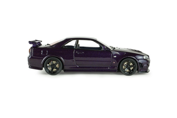Nissan Skyline GT-R (BNR34) with NISMO Parts - Midnight Purple - 2005